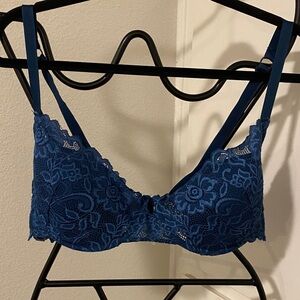 Gillian O’ Malley Elegant Blue Lace Bra size 38DD